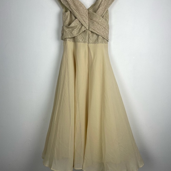 Lauren Ralph Lauren BLACK LABEL Sequin Off-Shoulder Cocktail Dress Size 2 - Picture 11 of 17